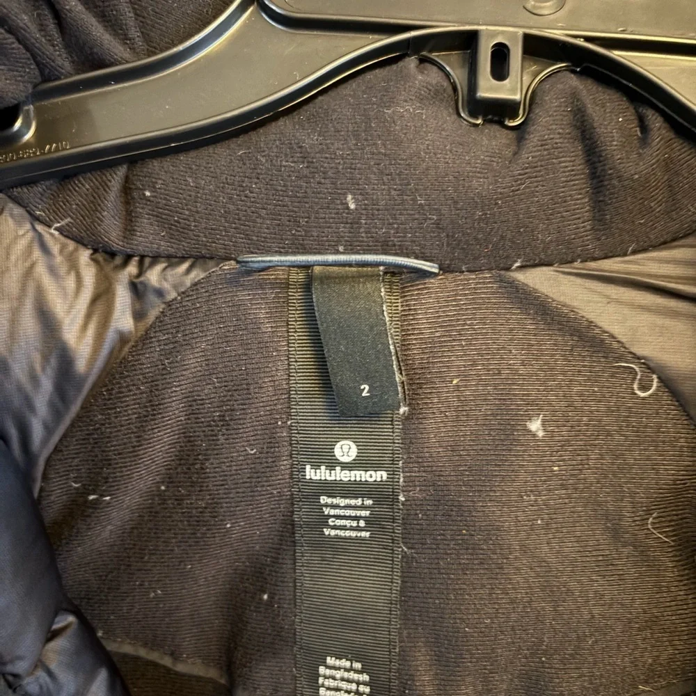 LULULEMON Fluff The Cold Parka 600-Fill Down Black Hooded Coat Size 2 - Picture 6 of 10